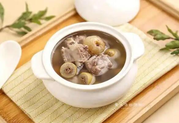 哺乳期乳房会变大后还会缩回去-哺乳期后胸会变小吗专区_长期哺乳后胸部会变小吗专区_哺乳期太久乳房会变小吗网